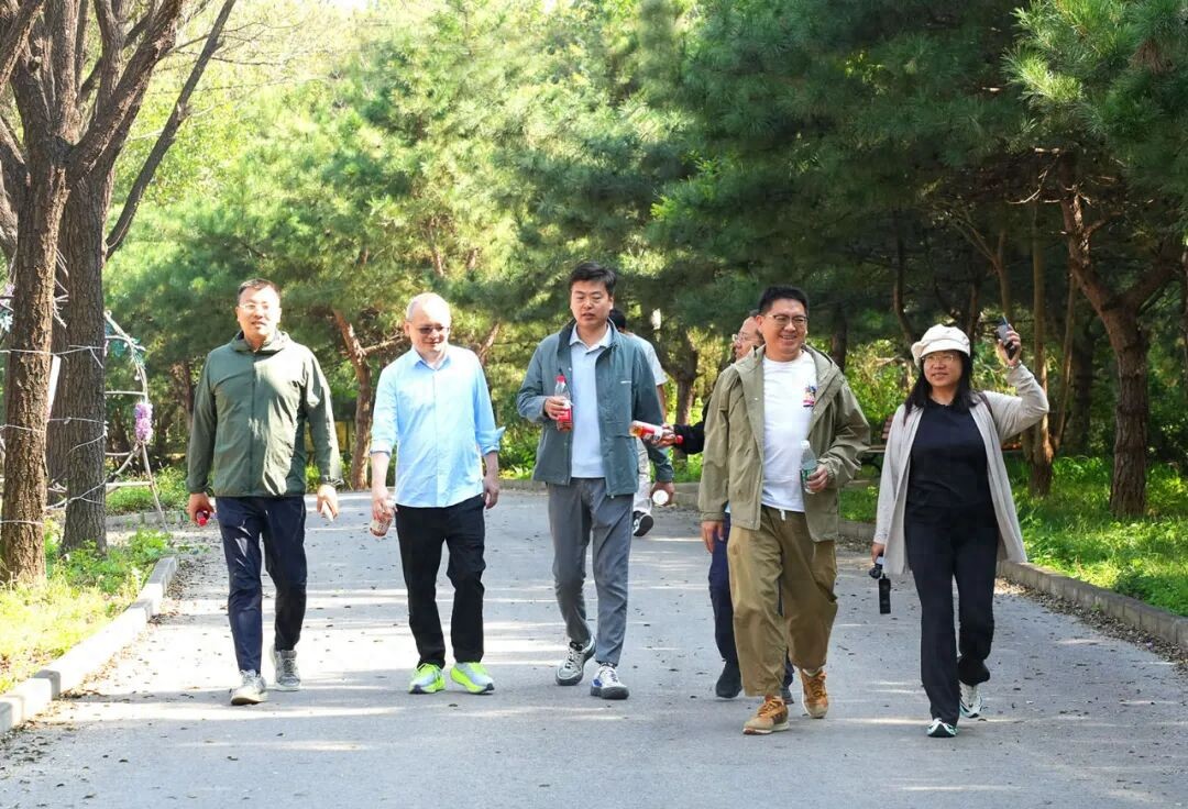 登顶云龙涧，俯瞰“千岛湖”，天字一号京城媒体自驾游金秋再启程