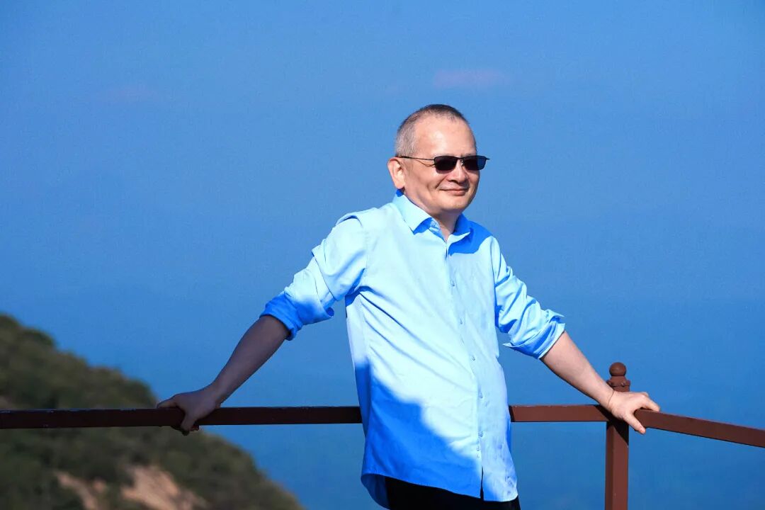 DoNews创始人刘韧：从新闻剪报谈媒体人如何拥抱AI时代