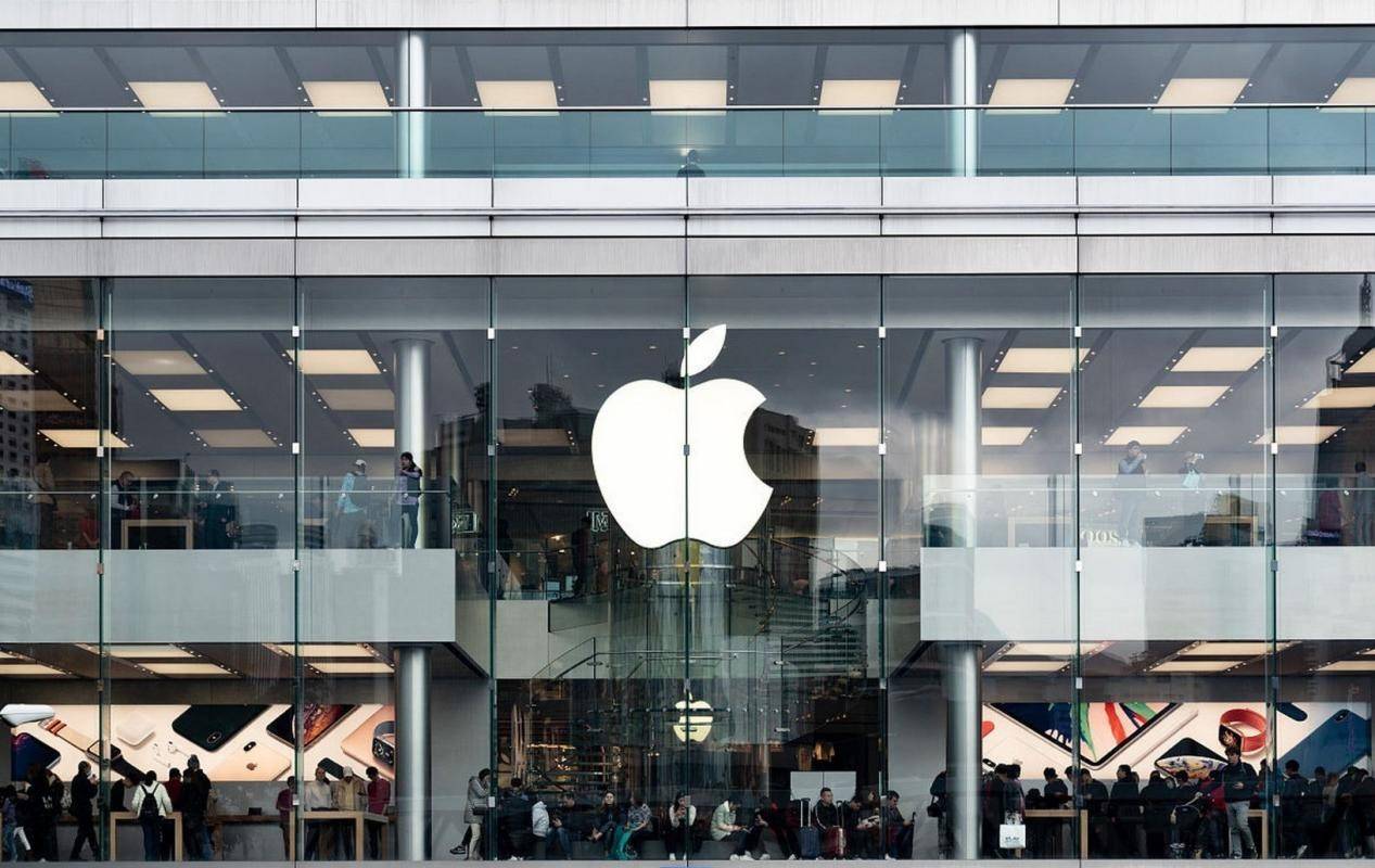 苹果“低头”，堵死了国产品牌靠AI手机逆袭的路？