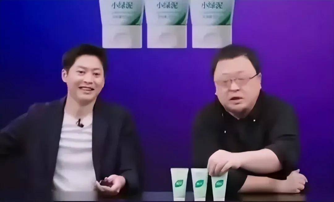 新机刚发OPPO老款绿线被热炒！下狠手的友商不怕回旋镖？