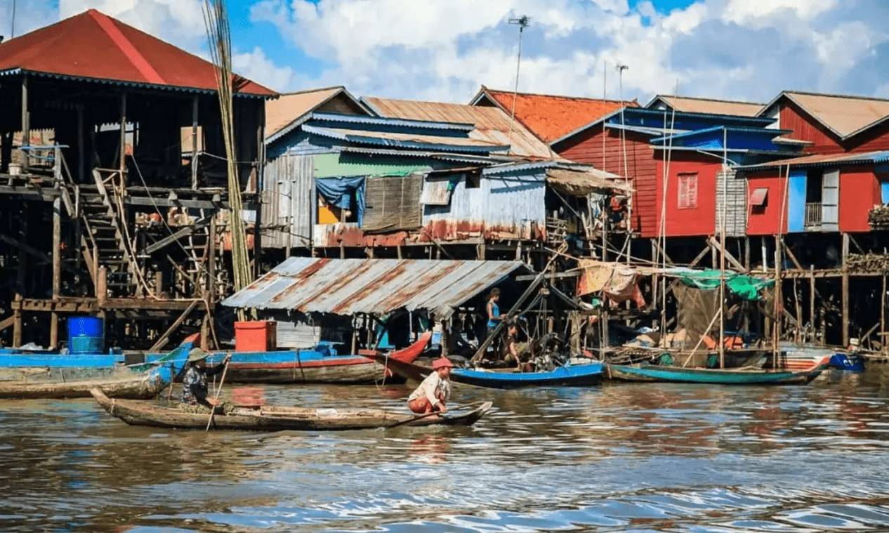 东南亚“装不下”出海的国产服装品牌了