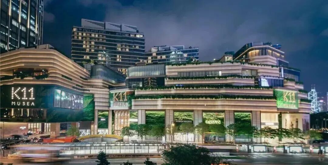 布局、蓄力、出击，蛰伏两年后，他剑指万亿产业！