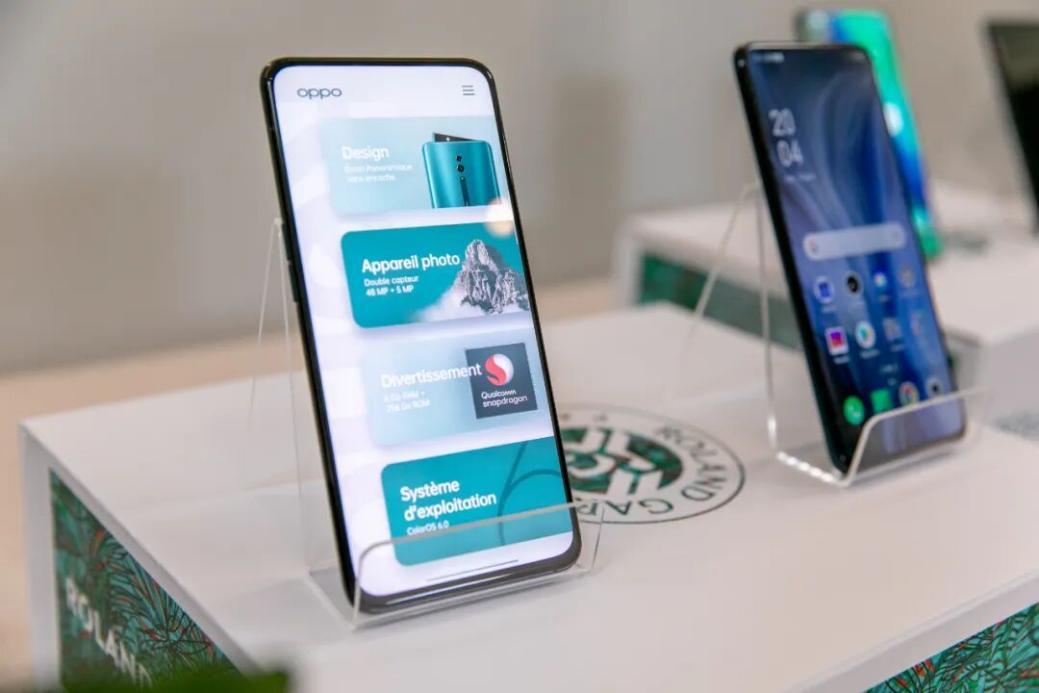 OPPO被“绿线”绊倒背后，是高端手机的“复购率”焦虑