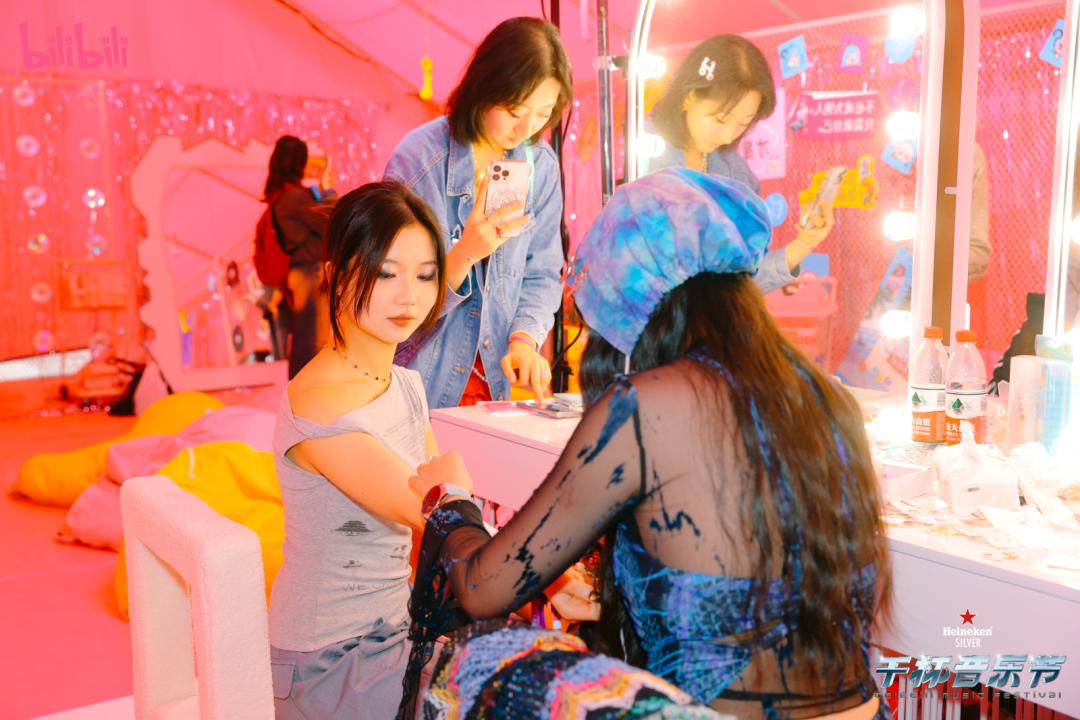 传统音乐节退潮，“技能音乐节”上桌？