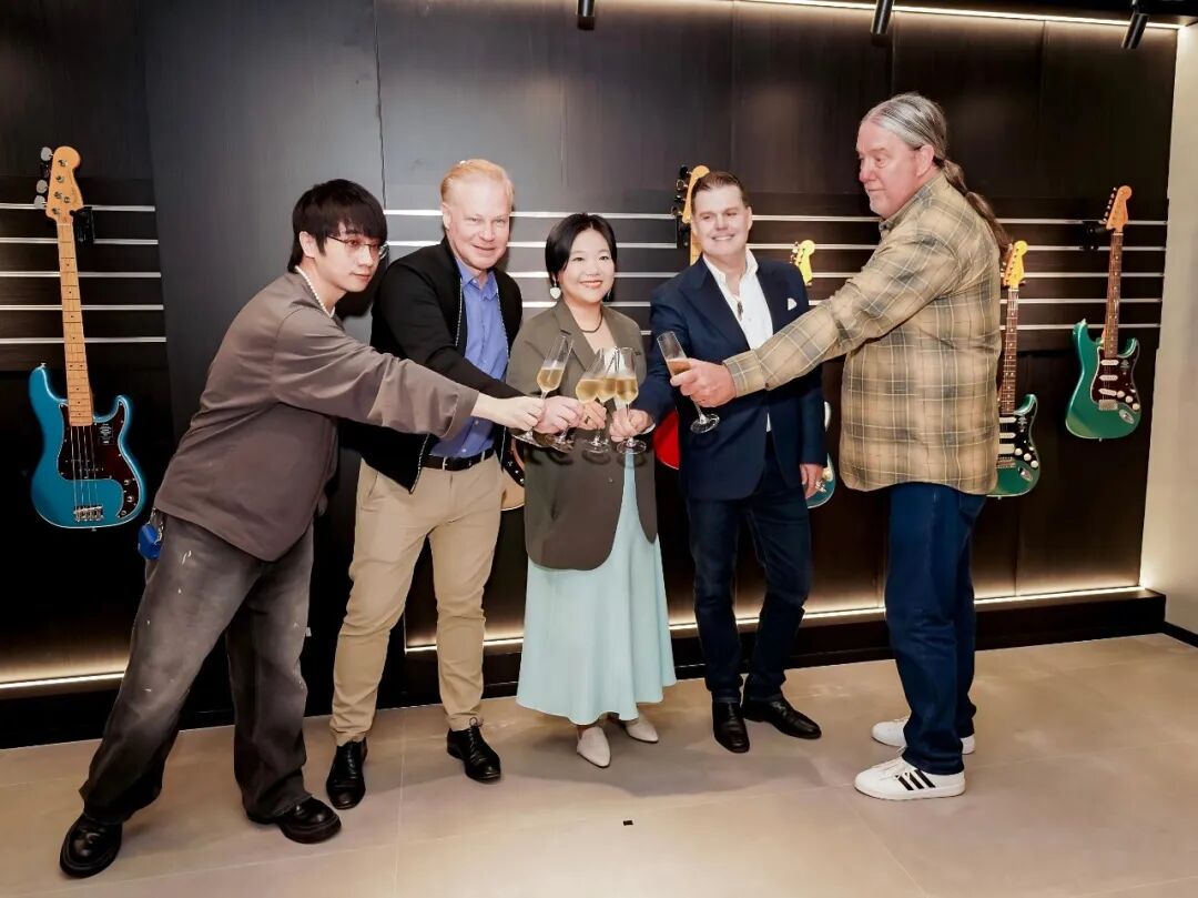 Fender落地上海体验空间，老牌乐器品牌在中国有了新故事