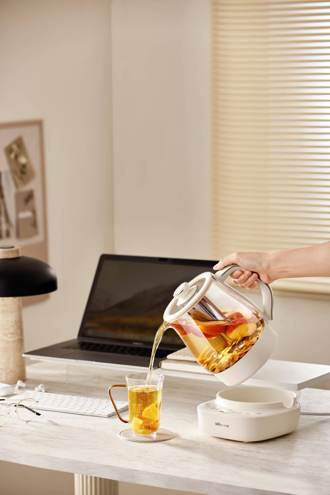 平均每11秒售出1台！小熊电器养生壶靠“精准养生”赢得千万用户