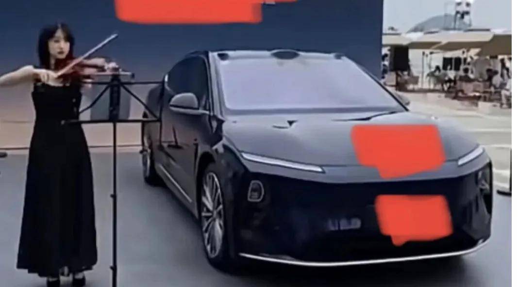 一车企用女员工人肉测试鬼探头！网友：这么炫的技术让老板上