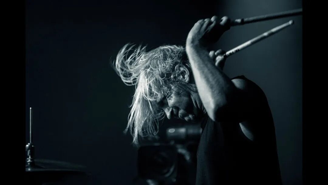 谁杀死了爆款热歌？