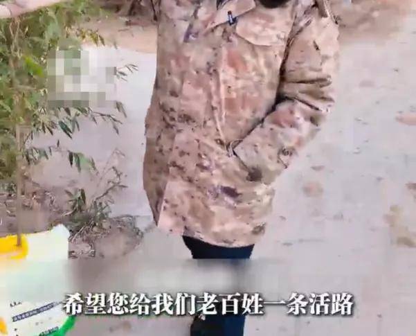 卖小米村支书喊话雷军给农民活路！网友：蹭完流量还要偷换概念制造对立？