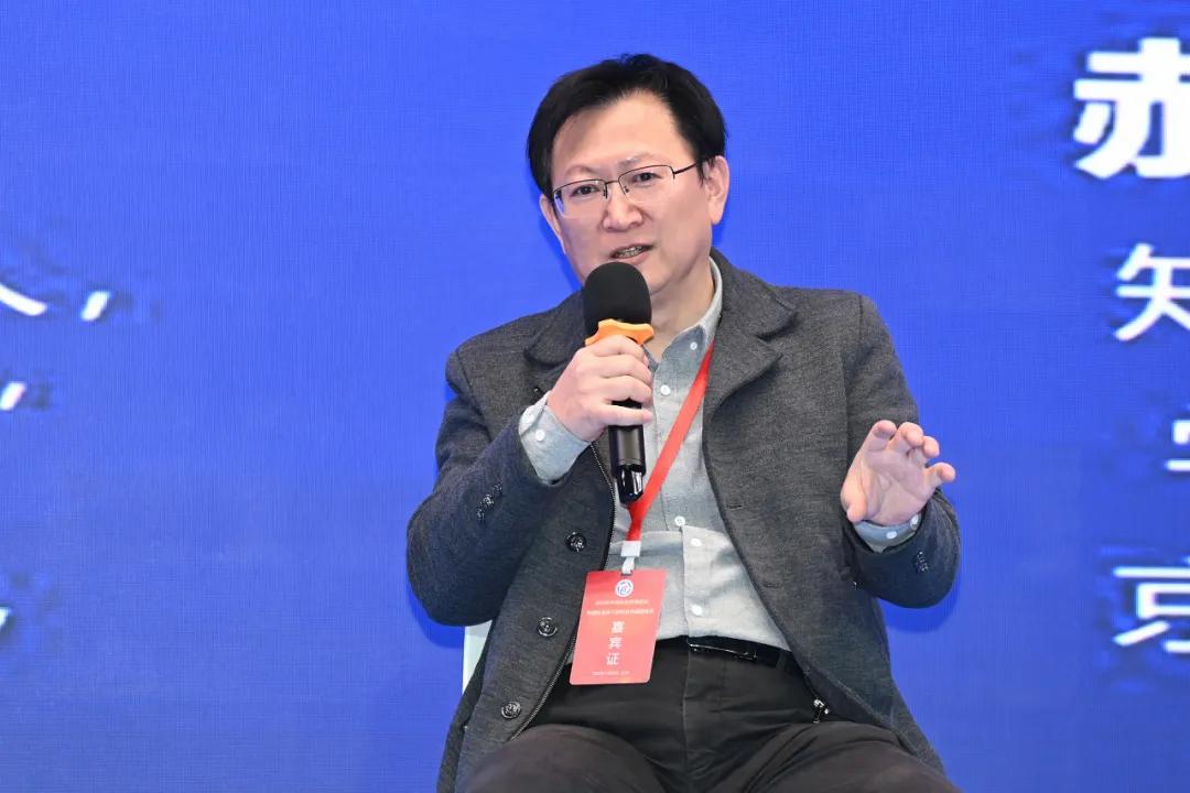 曾宪勇：不懂AI将成为未来文盲，做一个不像AI的人类或许更有价值