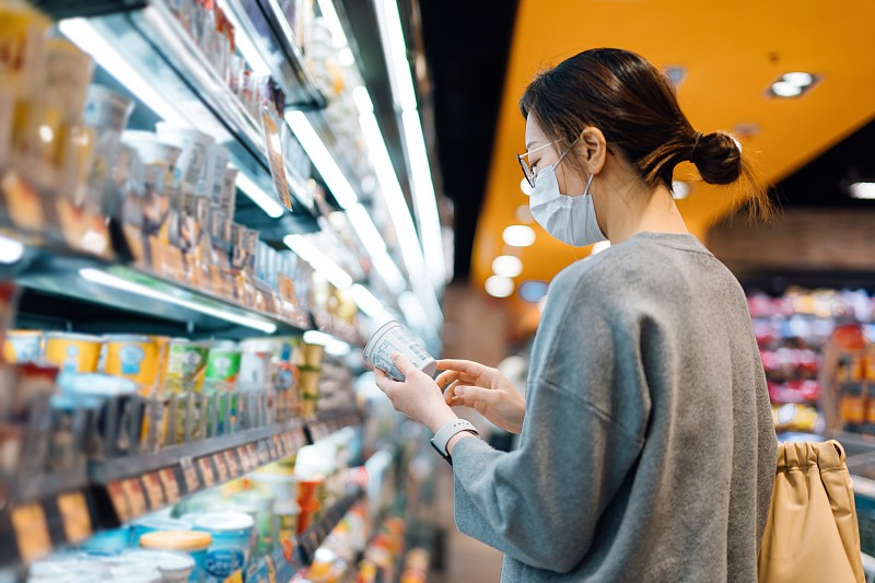 成年人的消费，正在进行一场“长大式补课”