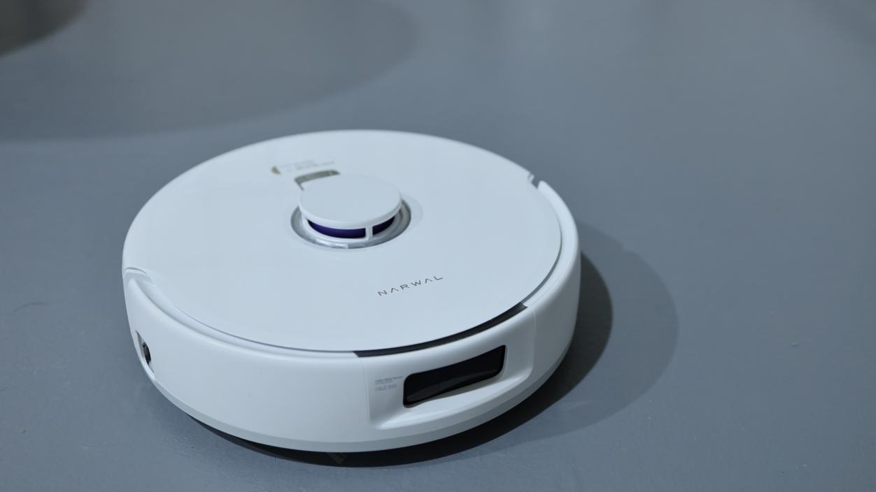 云鲸拒收购、冲上市：在扫地机器人红海，“反内卷”才是破局关键