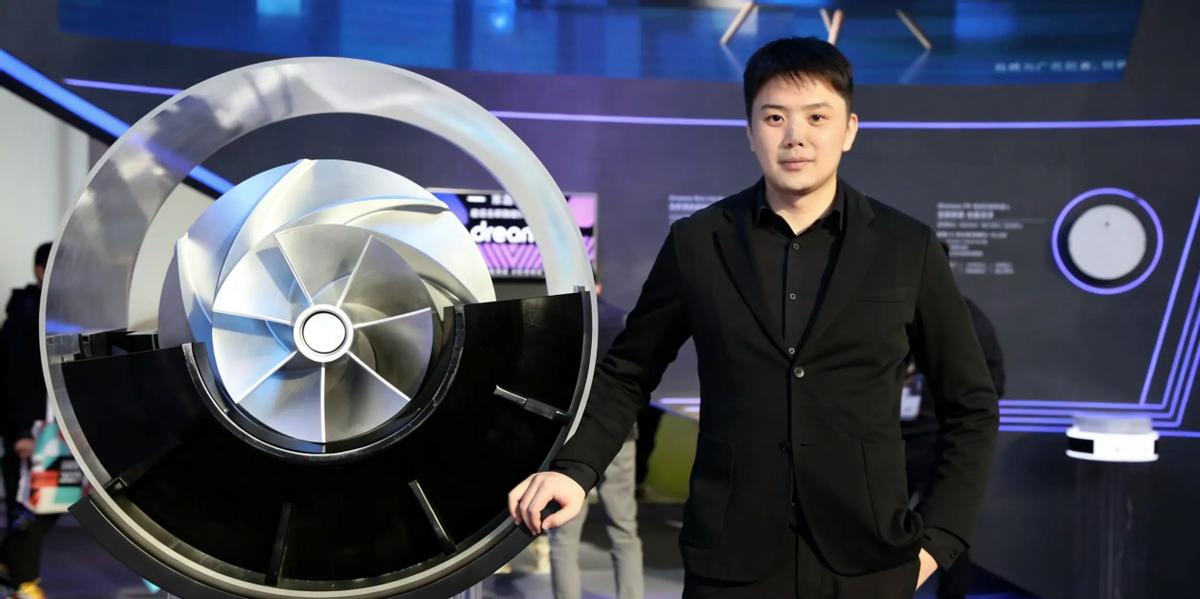 观“追觅俞浩改名”有感，互联网，请别把“企业家”逼成“网红”