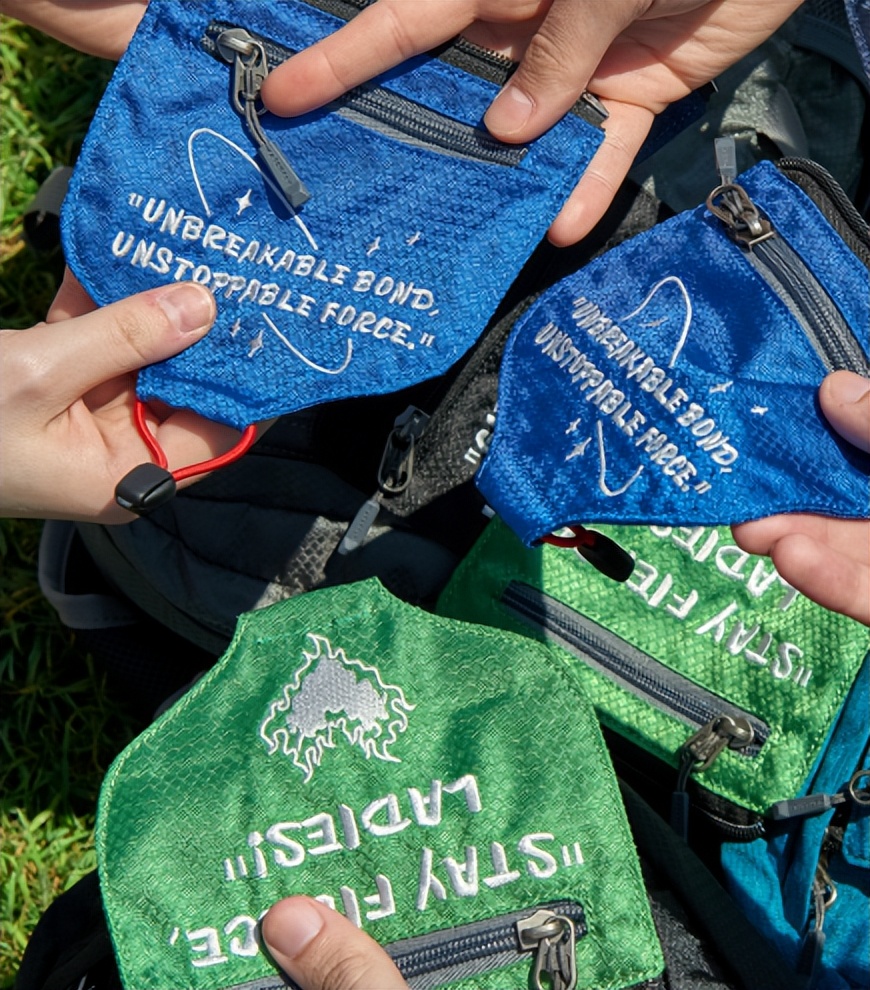 WATERFLY，全球领先的小型运动包品牌