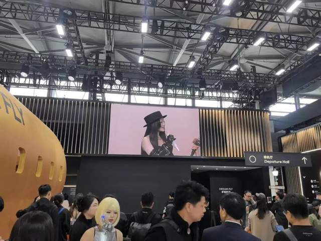 俞浩的“星际野心”引爆上海AWE，追觅8年布局“人车家天地芯”