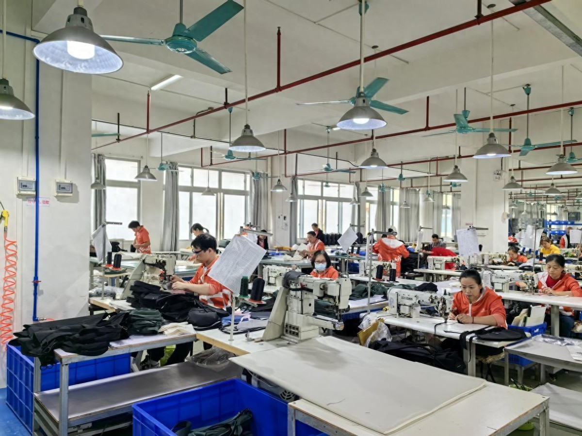 Waterfly运动包品牌的责任全链路：从设计到交付，藏在每个细节里