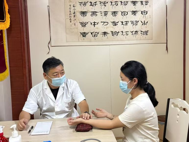 一勺琼膏越千年：解码海南省汉方中医门诊部的古法匠心