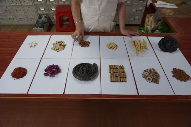 一勺琼膏越千年：解码海南省汉方中医门诊部的古法匠心