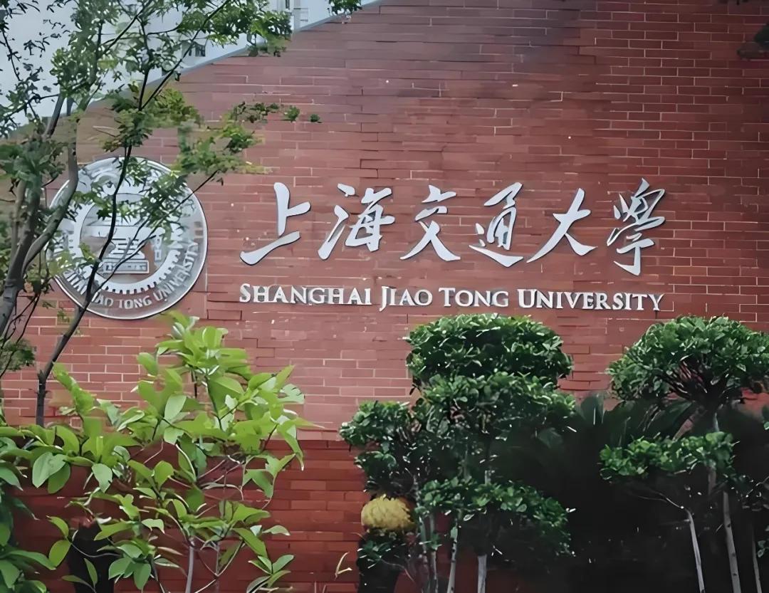 20亿再捐母校，曾毓群6年砸34亿，把交大变成宁德时代的“超级发动机”